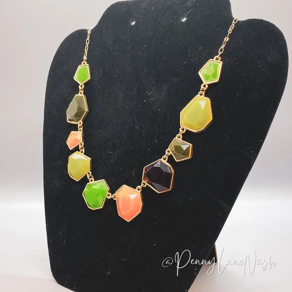 Vintage Multicolor Geometric Necklace - Picture 2 of 3